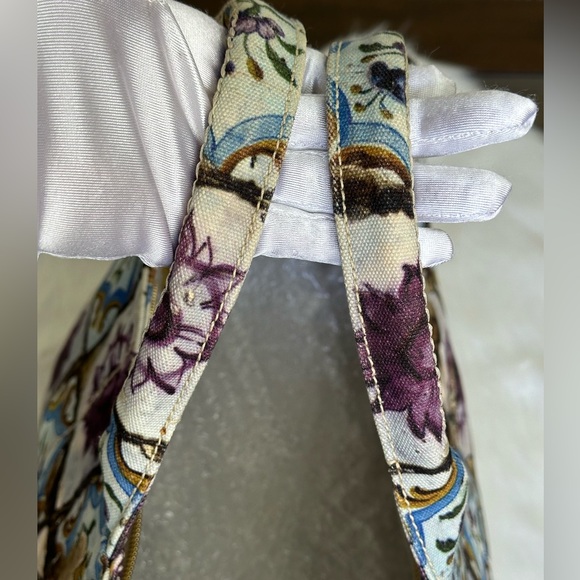 Canapa comes with dust bag - Picture 16 of 17